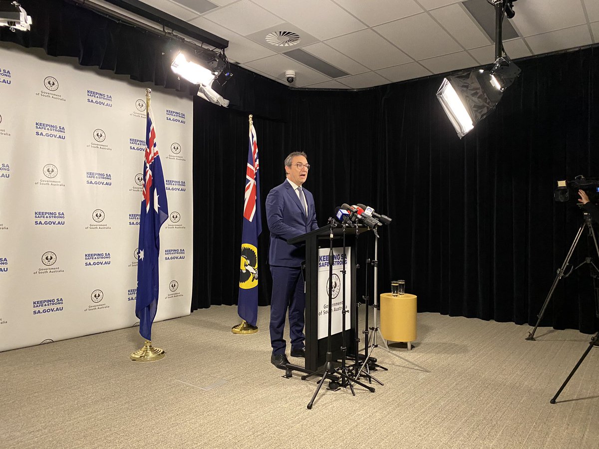 IsabelDayman's tweet photo. #BREAKING SA will open border with NSW from midnight tomorrow @abcadelaide https://t.co/bwAFNTznot