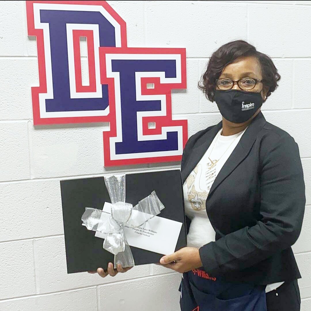 Desmond Moore tweet media