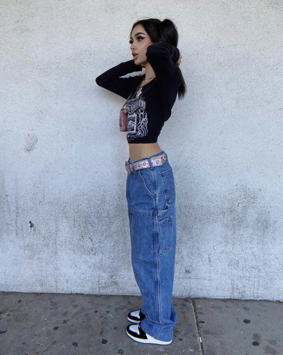 . 
 · 　　　 *   　. .  　 ˚ 
  ˚    ✫ 
  　 · ✵  *  　   　· 
　　　　 .   𝖿𝗎𝖼𝗄 𝖻𝖾𝗂𝗇𝗀 𝗀𝗈𝗈𝖽
　　　　　   𝗂𝗆𝗆𝖺 𝖻𝖺𝖽 𝖻𝗂𝗍𝖼𝗁✹ 　　　. 　
✵   *   ⋆  .  ✵