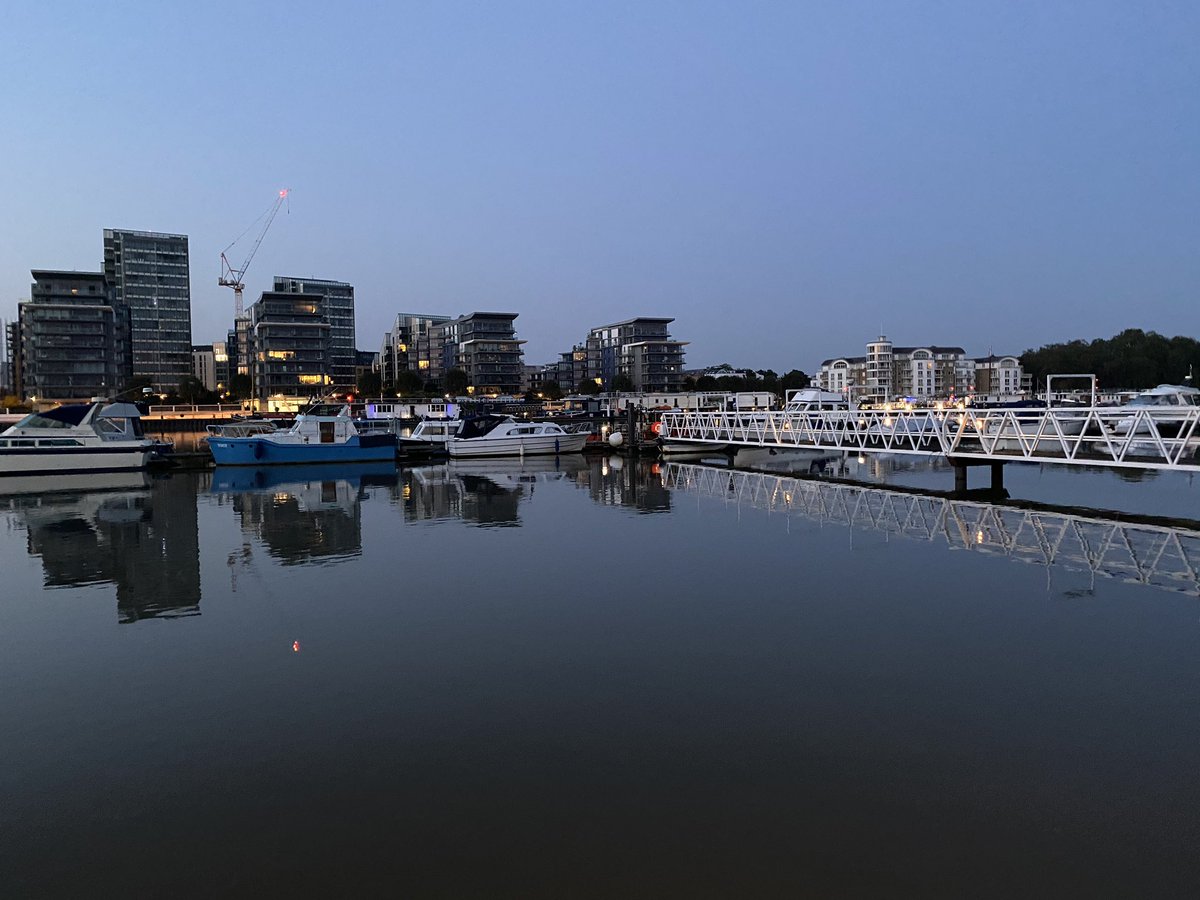 SarahJGP's tweet image. #sparrowfart #towpathexercise