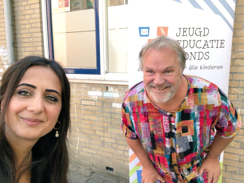 songulmutluer's tweet photo. Vier Zaanse Scholen sluiten aan bij @jeugdedufonds .... samen bestrijden we kansenongelijkheid..... 
@hansspekman @obsDePionier @zaanplein @kleurpracht @obskogerveld 
@nhdagblad foto:pascalfielmich https://t.co/NC1Lxk441m