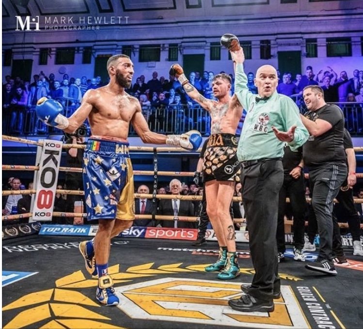 MimouneMohamed1's tweet image. #goldencontract BAD final 🤦🏾‍♂️🤦🏾‍♂️ the scam of history the referee did not understand 😱😂🤲🏾🤷🏿‍♂️🤷🏿‍♂️ @SkySportsBoxing @RealRoyJonesJr @MTKGlobal @WBCBoxing @trboxing