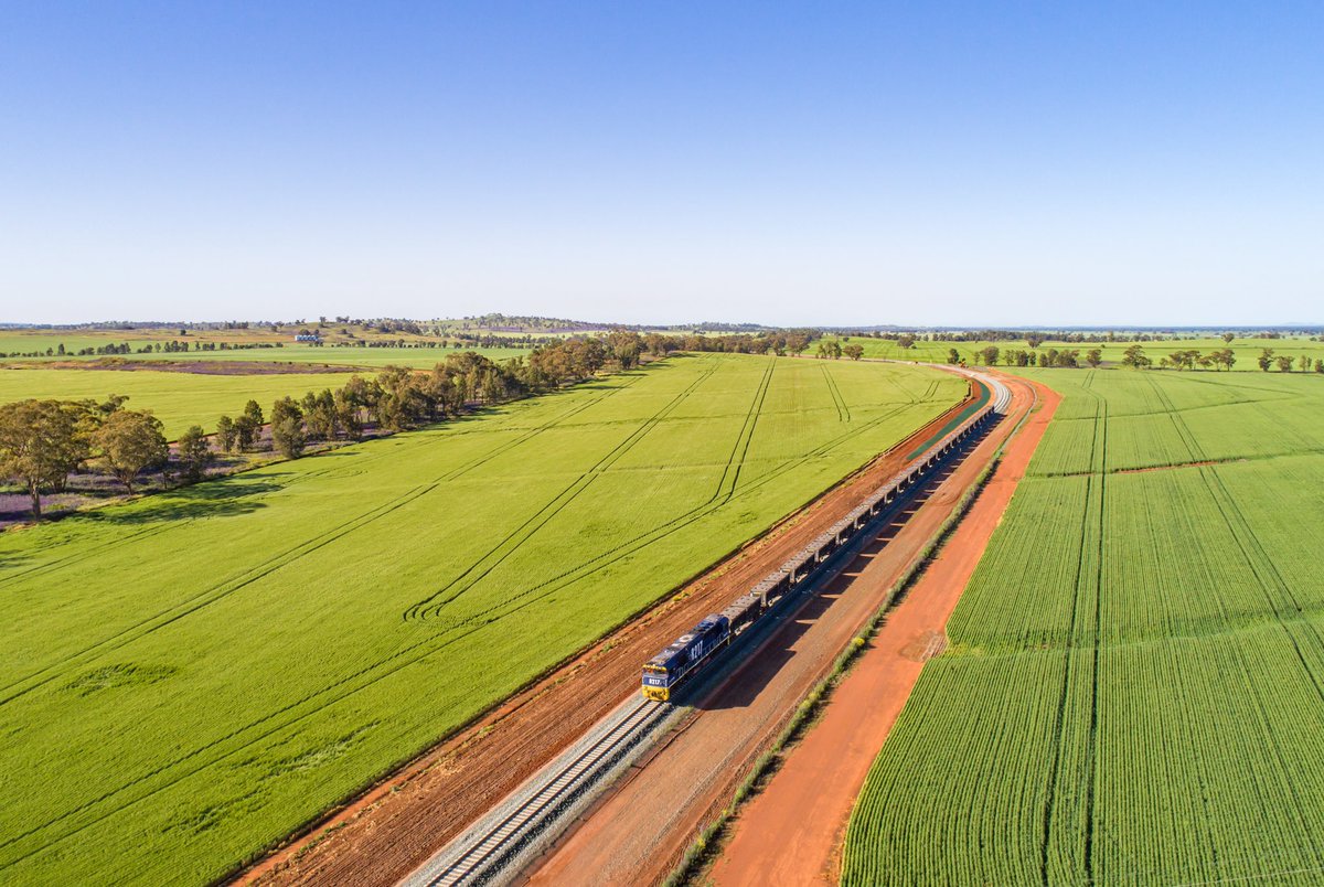 M_McCormackMP's tweet photo. They have been talking about it since the 1890s &amp; today we see the very first train on the first completed section of the #InlandRail between Parkes &amp; Narromine.

This truly is a momentous occasion for transport in this nation. 

Now on to the next section...
#BuildingOurFuture https://t.co/afJmBCuC7m