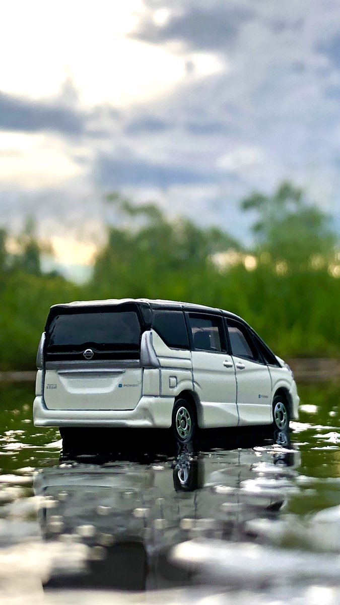 MiniTomica's tweet photo. 人就該開心過每一天
Tomica 052
Nissan Serena e-POWER
#tomica #052
#Nissan #Serena #ePOWER
#多美小汽車 #52號
#日產 #SerenaePOWER
#台灣 #taiwan #トミカ
#2018年4月 #模型車攝影 https://t.co/cQE19L1ceq