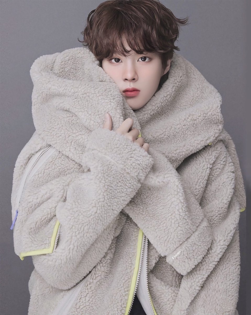 beyourpuppy's tweet photo. 𝙇𝙞𝙩𝙩𝙡𝙚 𝘽𝙚𝙖𝙧 🧸
#김우석 #KIMWOOSEOK https://t.co/TtpzRfLQxr