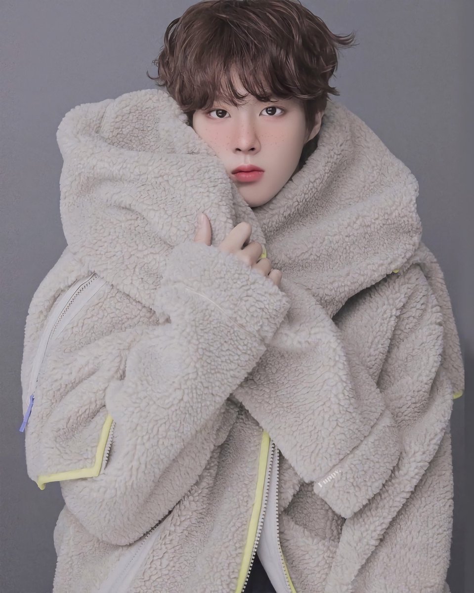 beyourpuppy's tweet photo. 𝙇𝙞𝙩𝙩𝙡𝙚 𝘽𝙚𝙖𝙧 🧸
#김우석 #KIMWOOSEOK https://t.co/TtpzRfLQxr