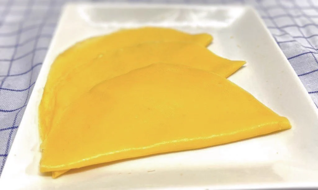 オムライスにすると凄く良さそう！綺麗な薄焼き卵を作りたいなら卵にあれを入れると良い？！