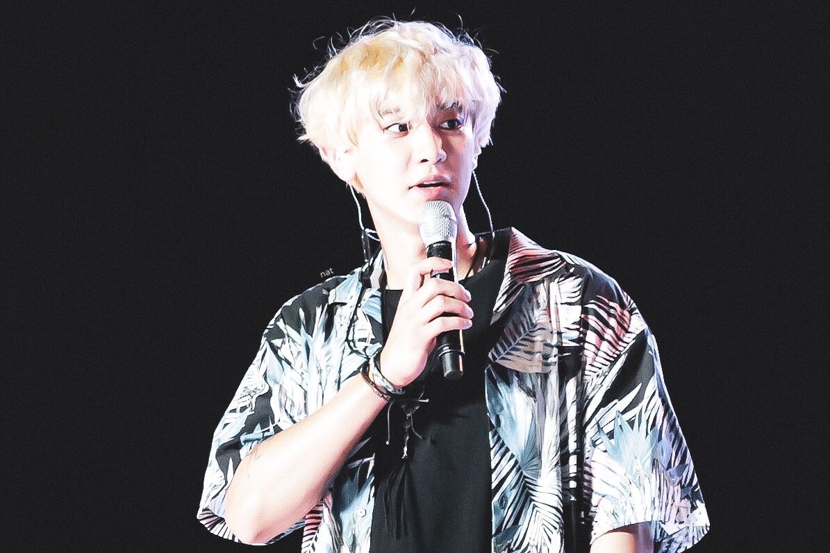 chanyeol pics tweet media