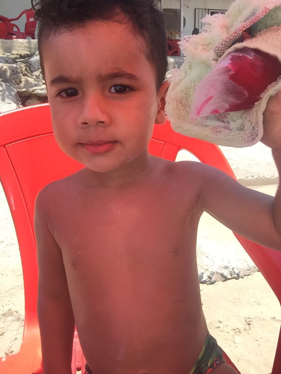 RonitaA's tweet photo. Praia https://t.co/dZQ1dymhzs