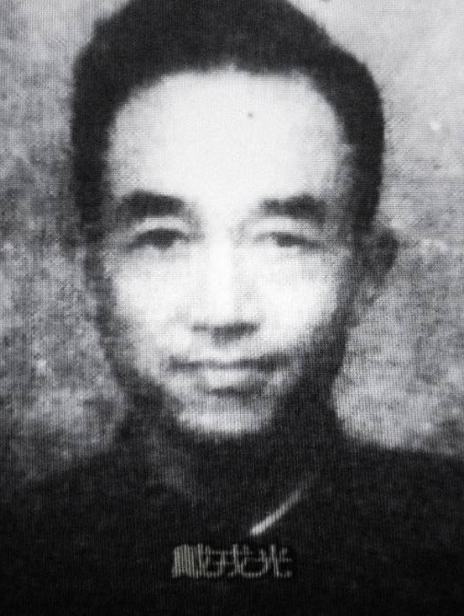29) Major General Dai Rongguang, Republic of China Army, who the Tang Brothers—his subordinate officers and communist moles—had hand-picked as their “useful idiot”, and groomed to win, against all odds, coveted position of commander at Jiangyin Fortress.  https://twitter.com/simonbchen/status/1292157457729347585?s=20