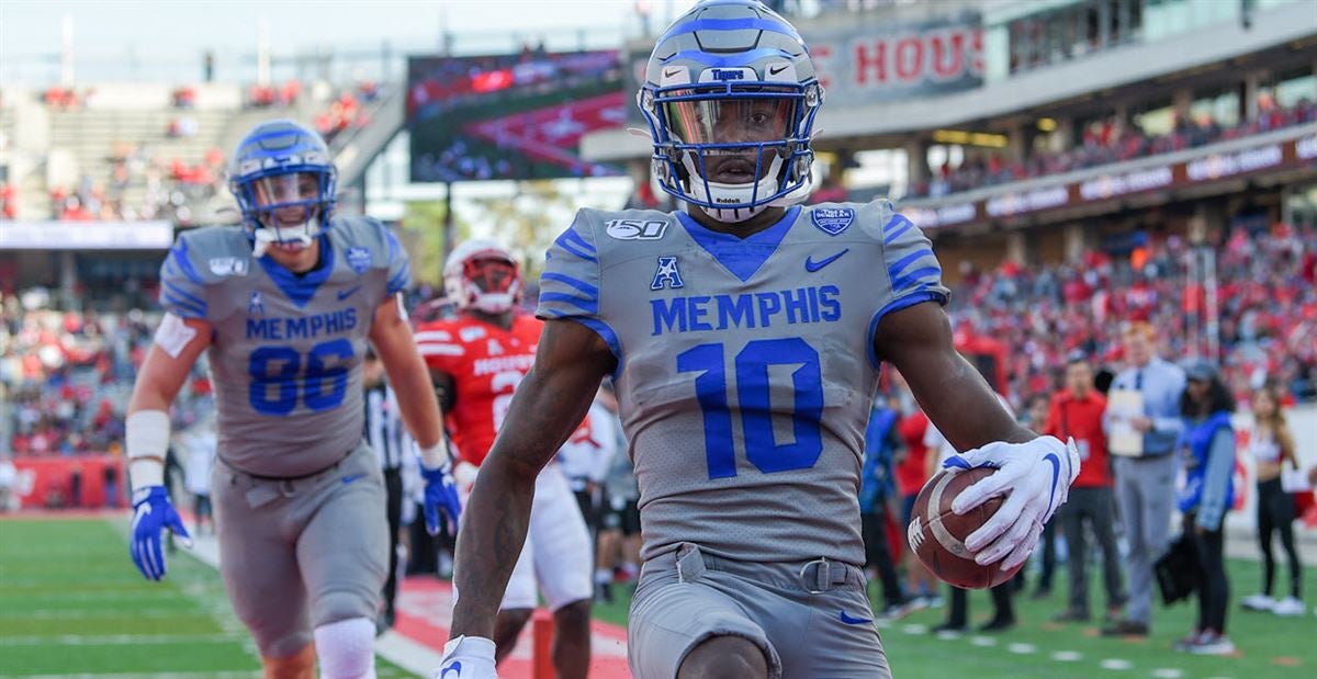 Round 3, Pick #40 - WR Damonte Coxie, MemphisI've been capitalizing on Memphis assets being undervalued ever since I rostered DeAngelo Williams on my first ever CFF teams. Coxie has 2863 yds and 20 TDs in his career and plays for a high powered Memphis team that averaged...