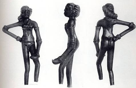 Bengales are also part of style statement of woman. The figurine from Harappan excavation flaunts it.12/n