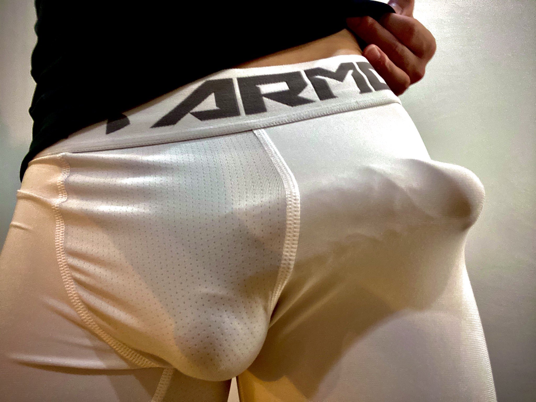  デカチン パンツ 