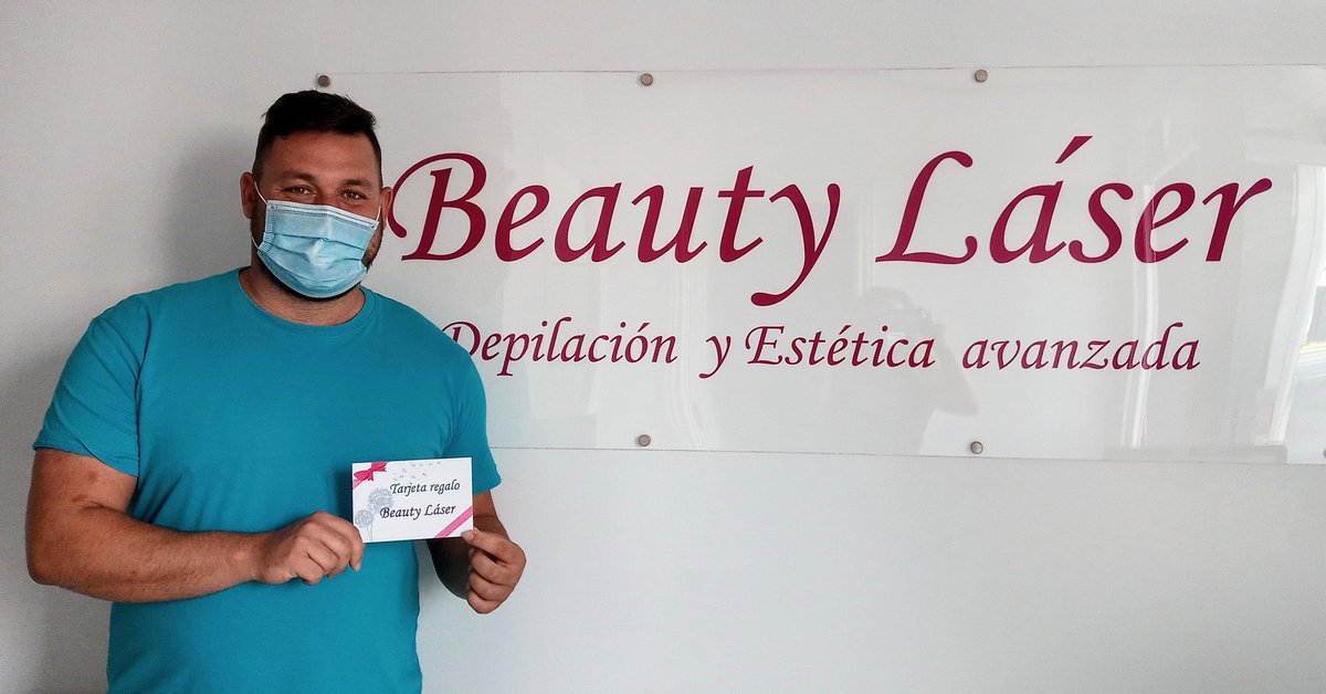 Beauty_laser_'s tweet photo. Aquí tenemos a uno de nuestros ganadores del sorteo de 2 sesiones en una zona a elegir! 
Enhorabuena Álvaro!!! 👏
#Sorteo #Ganador #LáserDiodo #BeautyLáserTeatinos https://t.co/4bTtDvJwwF