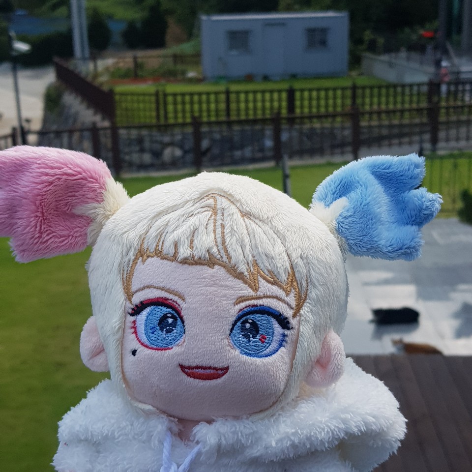 여캐인형홍보쟁이(캐롤빵, 나타샤벳, 퀸젤리) tweet media