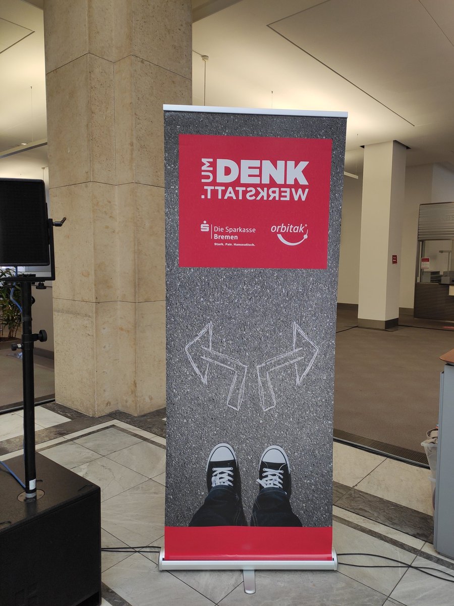 vanwre's tweet photo. Heute als Gast in der Umdenkwerkstatt der @SparkasseBremen zur Podiumsdiskussion "Virtuelles Arbeiten - Organisation und Führung von Teams" https://t.co/vi0nu5Jkrq