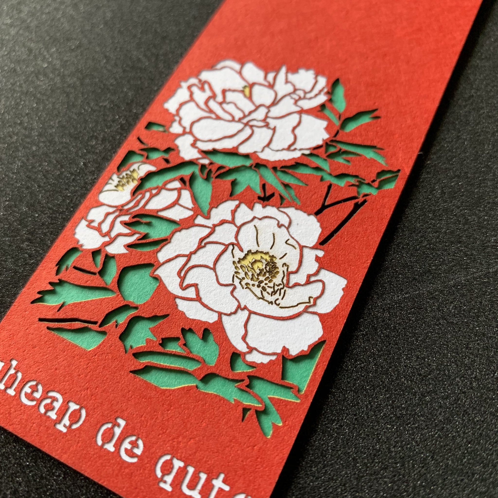 おやっさん 町工場栗原精機社長 レーザーカッターで作ってます 和紙の切り絵しおり 分かりづらいけど 牡丹の花です 趣味のものづくり 切り絵 手作りしおり T Co Ixvt81cqda T Co 3itoreg3og Twitter