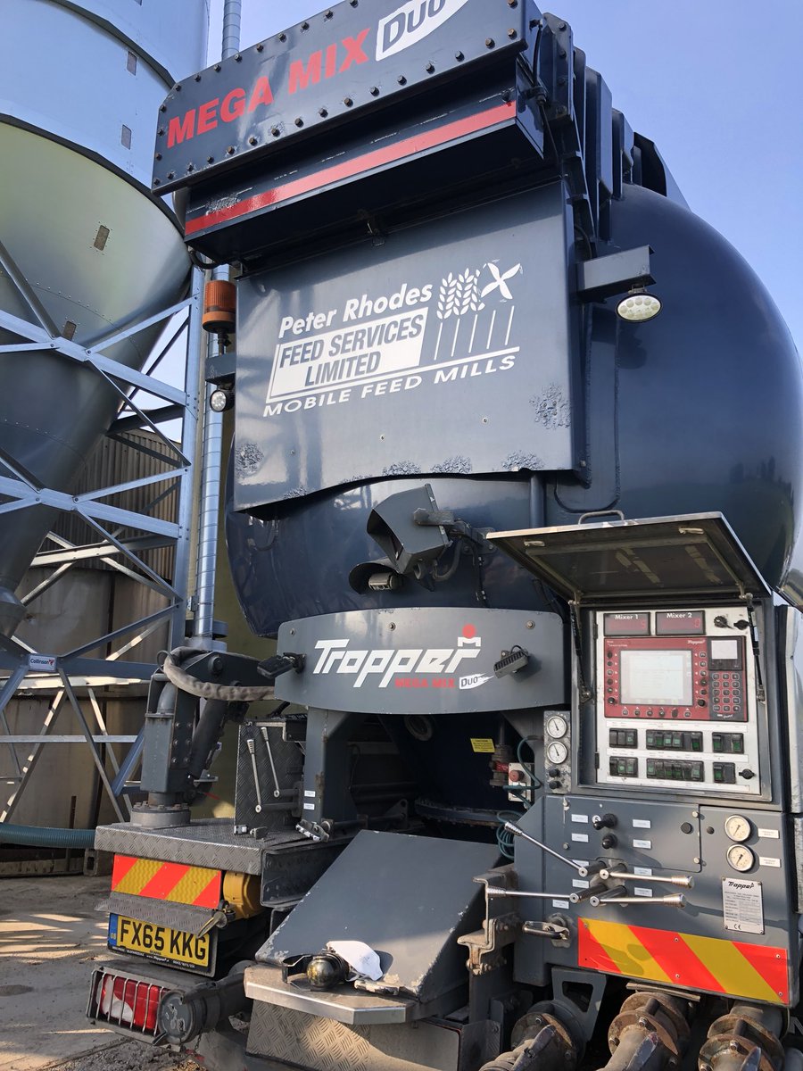 CollinsonAgri's tweet photo. It’s Tropper Time!
Fantastic to see the @prfeedservices in action this morning.
The Tropper sucks out the raw materials from our specialist S4 Silos, mixes up the bespoke ration then blows the freshly created ration back into Collinson silos ready for the pigs!
#MillNMix https://t.co/GsT8K4VXiz