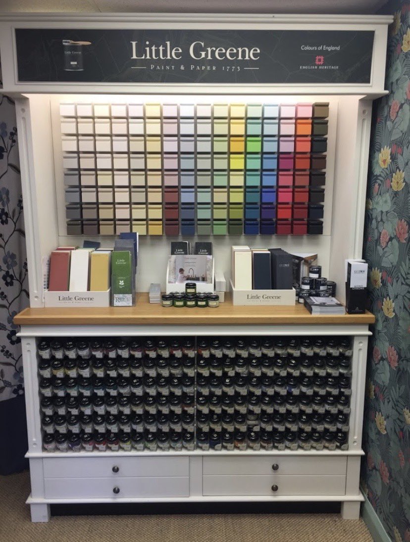 RapportInterio1's tweet photo. Since reopening we’ve been busy, but we are back Monday to Friday, 9am-5pm. We are following the government's Covid-19 safety guidelines. 
Come and visit our showroom, 15 Isbourne Way, Winchcombe, Cheltenham GL54 5NS.
Website https://t.co/mA1DSNcd4G 
Call us on 01242 604543 https://t.co/0WT7PesfLn