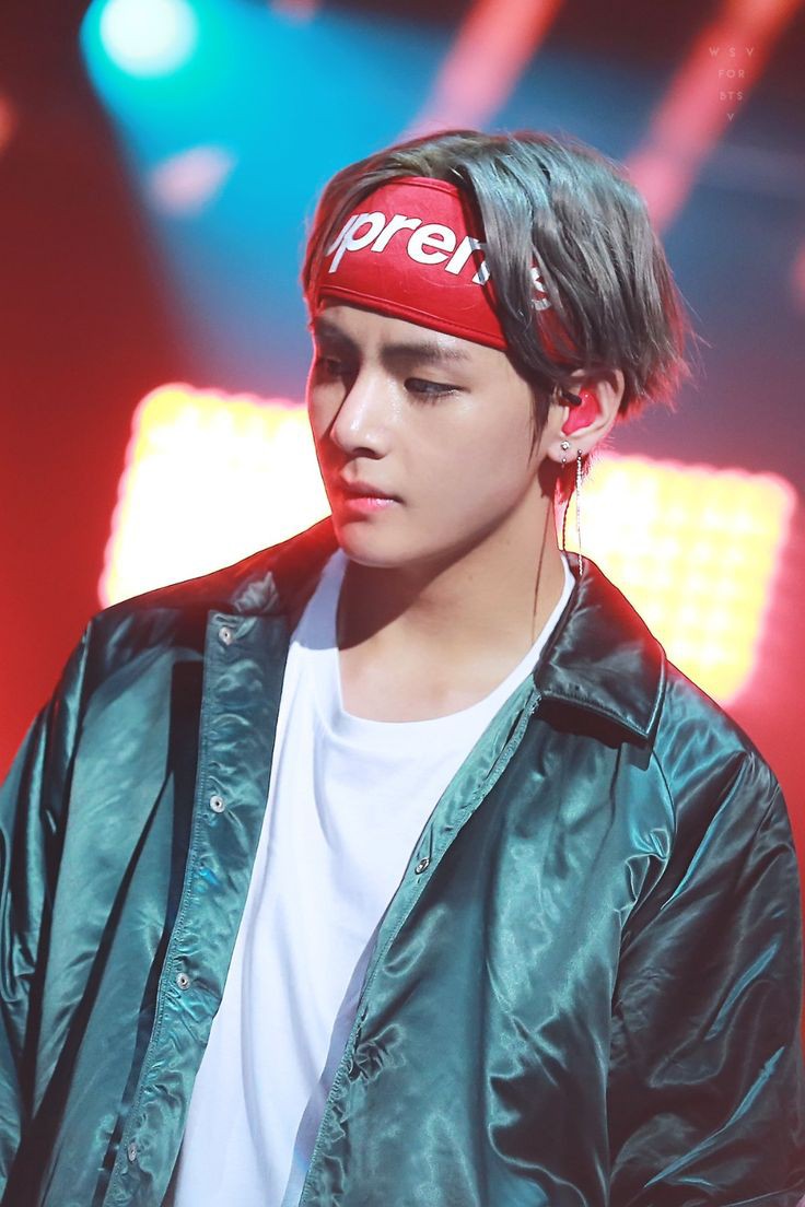 Taehyung in bandana; a thread ༻