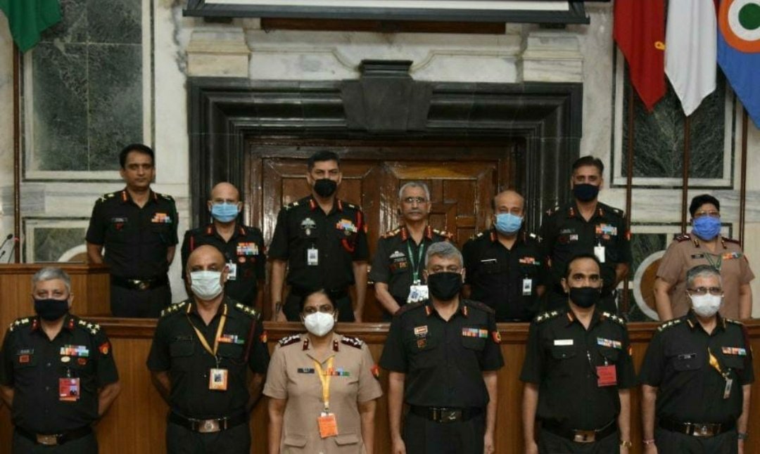 adgpi's tweet photo. Retiring Officers’ Seminar was conducted today. Due to COVID protocols, Officers posted in Delhi only attended.

General MM Naravane #COAS commended all retiring Officers for their service to the Nation &amp; bid them adieu. The Officers will be superannuating on 30th Sep 2020. https://t.co/4q2NbomqGT