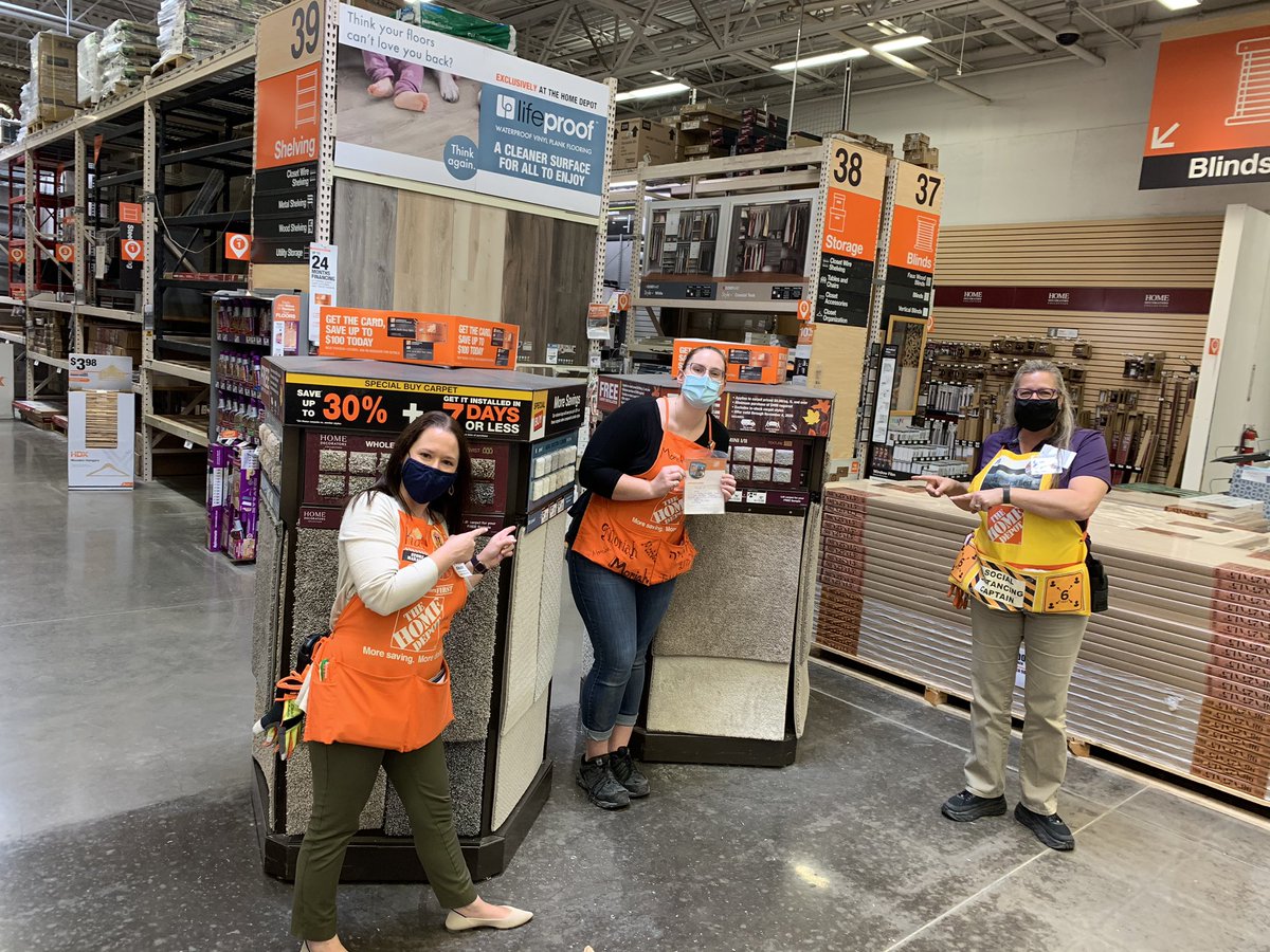 Thank you Moriah for you commitment to creating excellent customer experiences for #6572 customers! Great job for your hard work in Millworks!