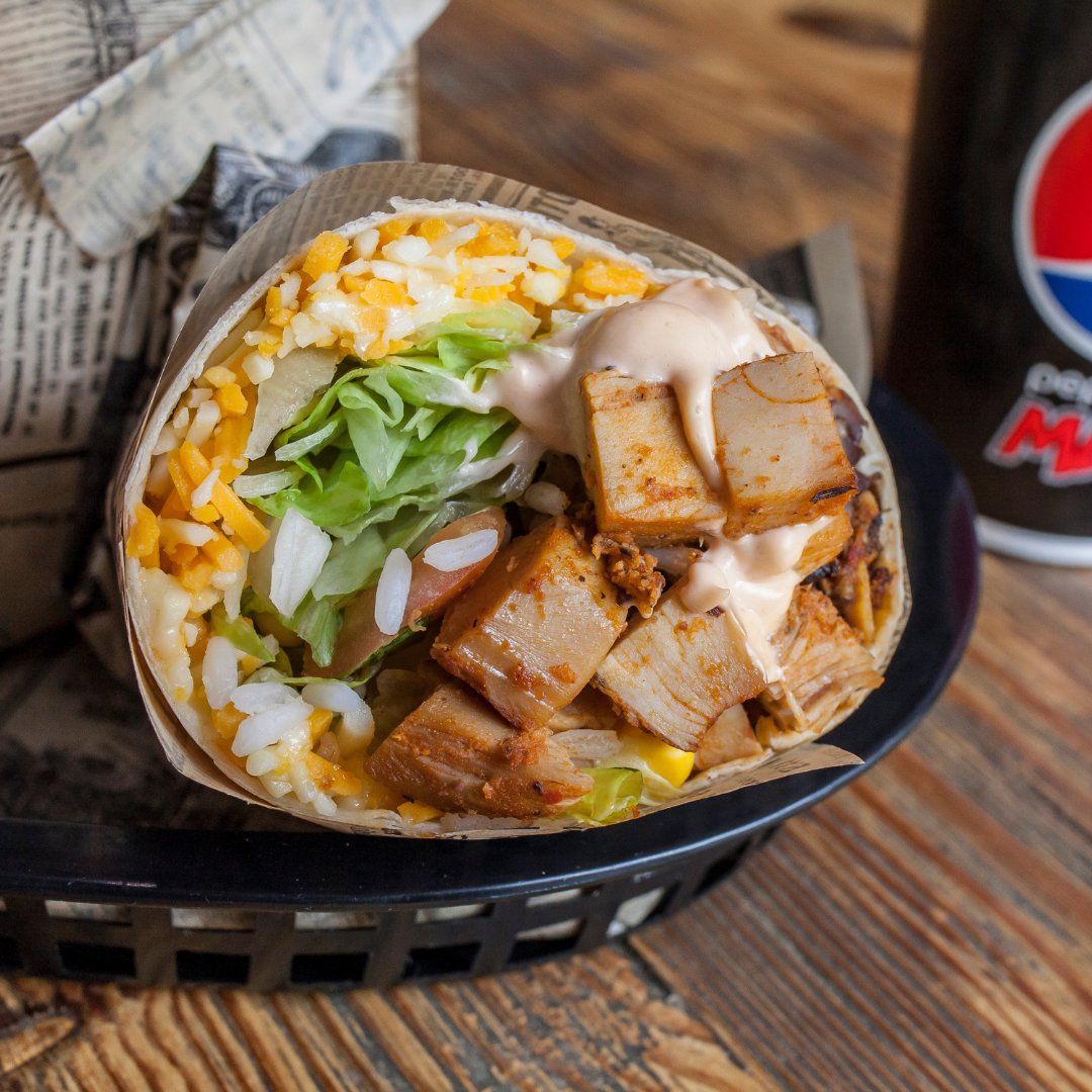 TakoAway's tweet photo. Don Burrito🌯 no sabemos porqué, pero hoy se ve tan fantástico que dan ganas de devorarlo🤭.

#Takoaway  #burrito #comidasaludable #restaurantesmadrid #mexicanfood #texmexmadrid #comidamexicana #comidatexmex #madridfood #madrid #foodie #madridfoodie #healthyfood https://t.co/m8NpEv5QRX