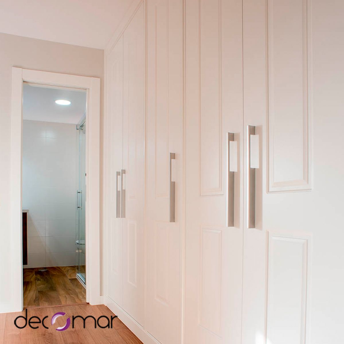 decomarSL's tweet photo. Disponer de espacio de #almacenaje en una #casa es importante. Los #armarios a medida son una gran solución que permite adaptar el espacio de la #vivenda a las necesidades de sus inquilinos 👨👩👧👦
#detallesreforma #Decomar #proyectos #reformasVigo #reformaintegral #diseño https://t.co/PrIo10rj4Q