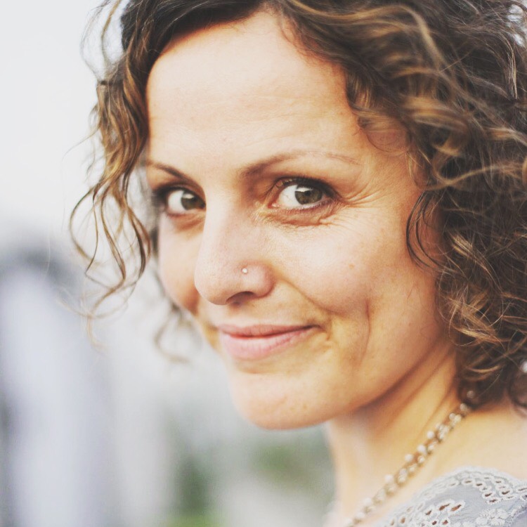 RichaBadami's tweet photo. Watch my interview with Chameli Ardagh, founder of, founder of Awakening Women Institute, teacher of the Goddess path in the #freedomfromtrauma summit. Looking forward to share this inspiring conversation with you.
https://t.co/Ki4c5JbHOi 
@awakeningwomen https://t.co/KRif4IA9sj