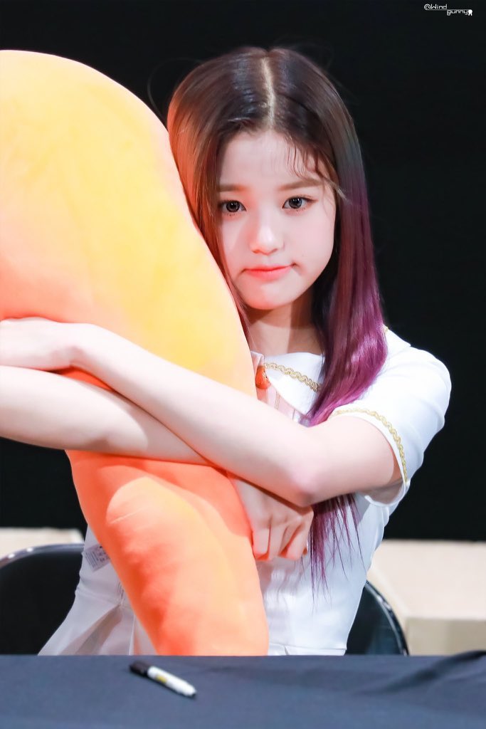 wonyoung as cinnamoroll ; a thread