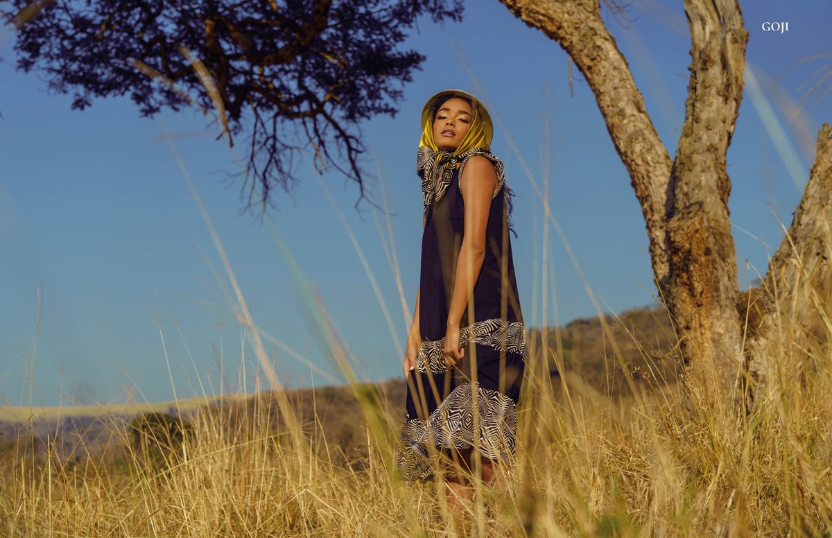 JSPhoto14's tweet image. Awesome feature in the latest Goji Magazine. Thanks to everyone involved in making it happen! 
#Editorial  #Published #SafariShoot