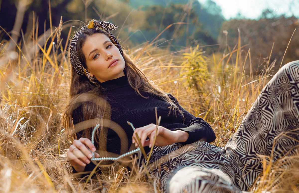 JSPhoto14's tweet image. Awesome feature in the latest Goji Magazine. Thanks to everyone involved in making it happen! 
#Editorial  #Published #SafariShoot