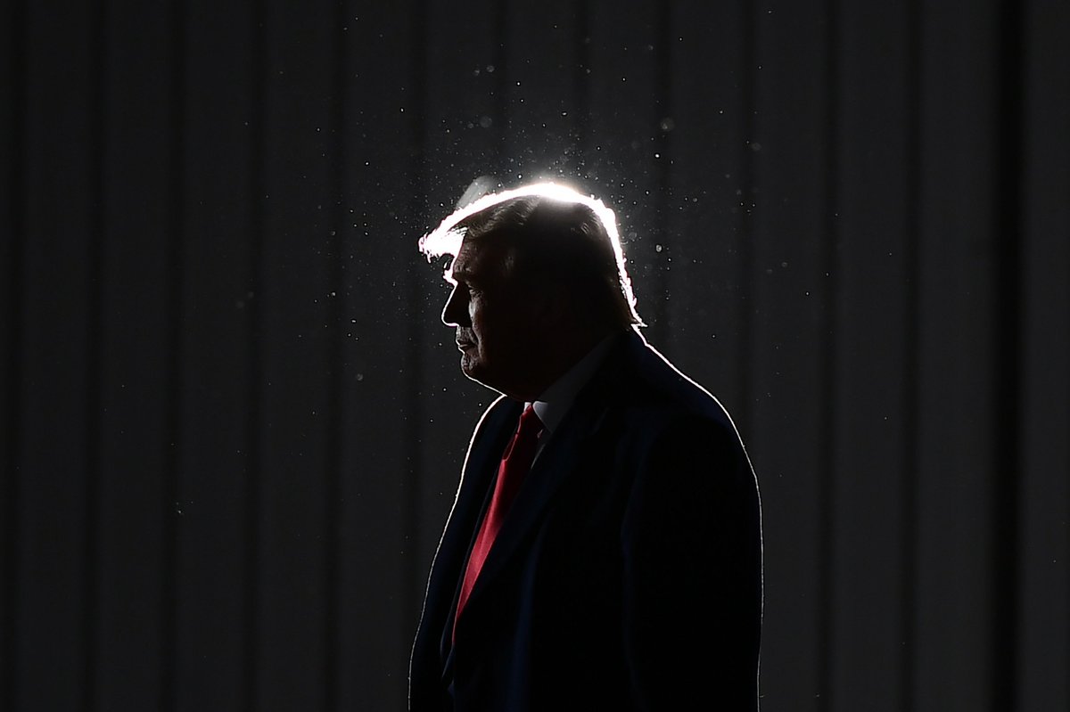 𝕋𝕙𝕖 ℙ𝕚𝕔𝕥𝕦𝕣𝕖 𝔼𝕕𝕚𝕥𝕠𝕣 tweet media