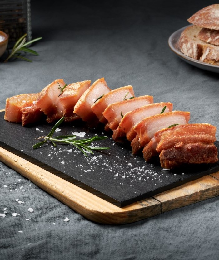 Canas_Y_Tapas's tweet photo. ¡Pídenos a través de @deliveroo_es y llévate uno de estos platos gratis! Pide 2 de tus favoritos y te invitamos a otro de nuestra familia El Fogón, ¿a que esperas?
(Promo válida hasta el 27 de septiembre) https://t.co/s7ykEDVtHH