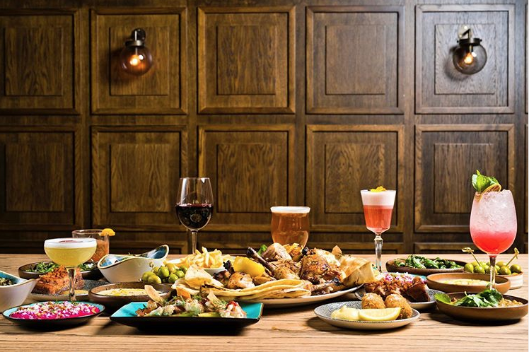 TheRefugeMcr's tweet photo. A reminder for you all that #EatOutToHelpOut discount continues throughout September...

Join us on a Tuesday or Wednesday &amp; you'll get 50% off of our all day dining menu (same rules: up to £10 per diner).

Pop over to the website to see the menus and to book! #BackToRefuge https://t.co/1iAl7HSe1w