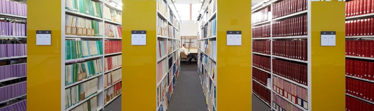 HullUni_Library's tweet photo. Good morning! We're open 9am - 7.30pm for:
💻 Study space (book a seat in advance)
💬 Library Live Chat 
📚 Book collection &amp; return
Find everything you need on our webpage 👉https://t.co/5nGFFn6f44
Face coverings are required on entry, exit and when moving around the Library. https://t.co/8esyF6MRIF