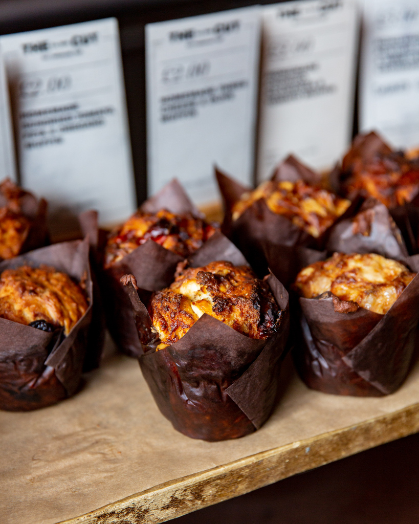 Fresh Muffins straight out of the oven. Get them while they're hot!!! Today's starts <a href="/britishbakeoff/">British Bake Off</a> Enjoy your home baking. #foodie #cake #food  #gbbo #baking #cake #greatbritishbakeoff  #food #instafood #yummy