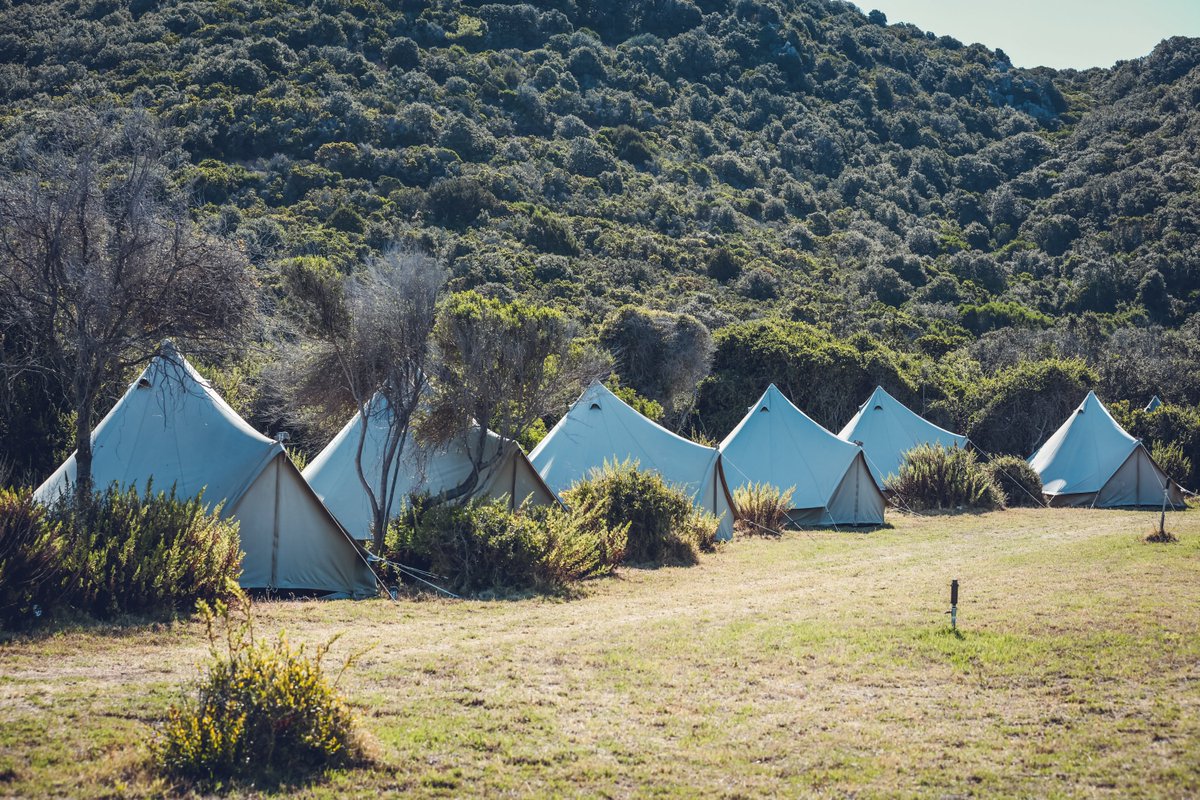 Allez, soufflons un peu... 
Pas besoin d’un vol long-courrier pour se dépayser… Les 40 participants de ce séminaire organisé il y a deux semaines peuvent vous l’affirmer 😉Evviva a Corsica !
#Corse #Séminaire #EventbyMédiane #eventprofs
