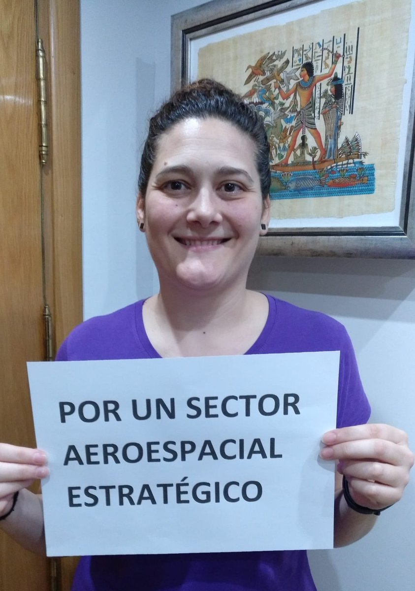 La industria es futuro. La industria es garantía de empleo estable y de calidad. La industria se salva luchando. Hoy peleamos para #QueNoNosCortenLasAlas en la industria aeroespacial. <a href="/sanchezcastejon/">Pedro Sánchez</a> <a href="/elconfidencial/">El Confidencial</a> <a href="/Defensagob/">Ministerio Defensa</a>