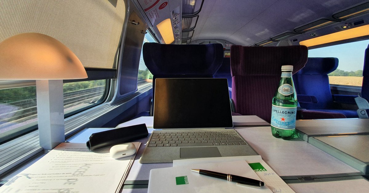 Maximilian Welter (@maximilian_pe) on Twitter photo Mobiles Arbeiten <a href="/kgst/">Kelly Torres</a>. <a href="/TGVINOUI/">TGV INOUI</a> Besser als manche angestaubte Amtsstube 😉. Wenn jetzt noch das Internet stabil wäre. 🤔 Mobiles Arbeiten <a href="/kgst/">Kelly Torres</a>. <a href="/TGVINOUI/">TGV INOUI</a> Besser als manche angestaubte Amtsstube 😉. Wenn jetzt noch das Internet stabil wäre. 🤔