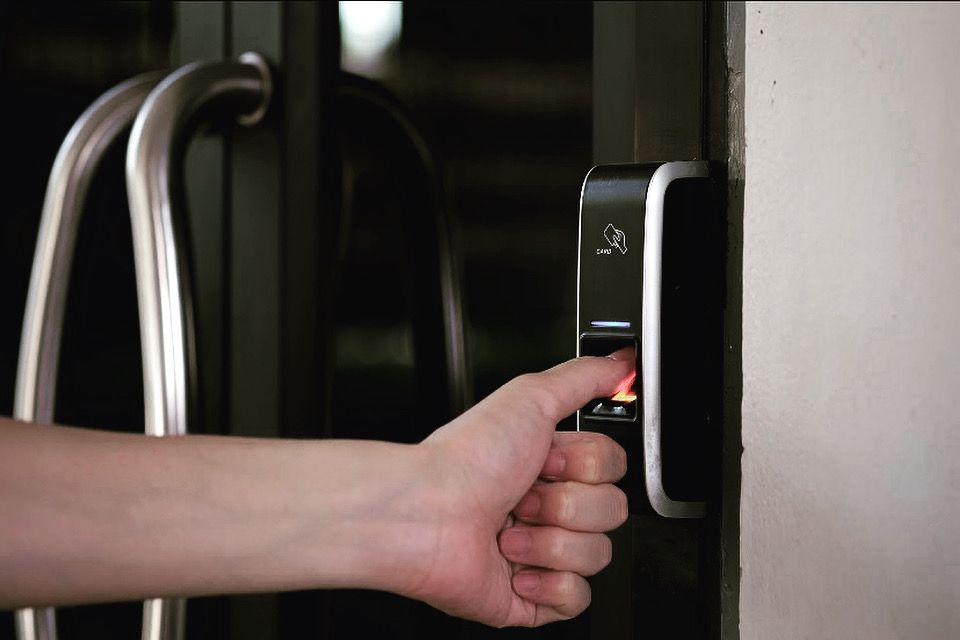 FendusSecurity's tweet photo. Which Access Control System is right for you?

State of the Art Biometric Access Systems, Door Tag Entry, Card Reader Access Control, Turnstiles, Entry Barriers and Intercom Systems.

Feeling a bit lost? Lets Chat!
#accesscontrol #secure #protection #peterborough #cambridge https://t.co/SRnuVEOZxl