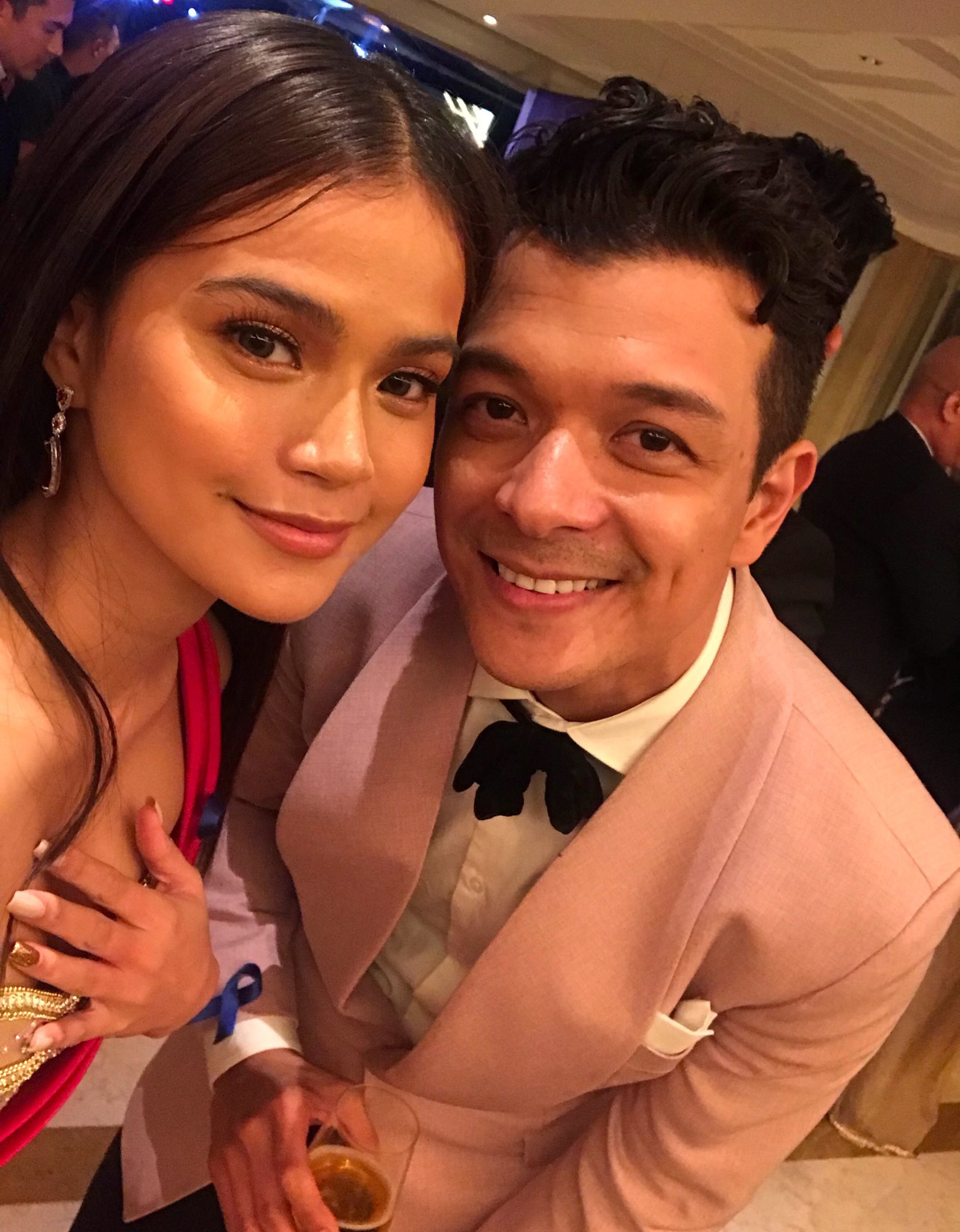 Happy birthday mis amores.  mahal na mahal ko kayo.    