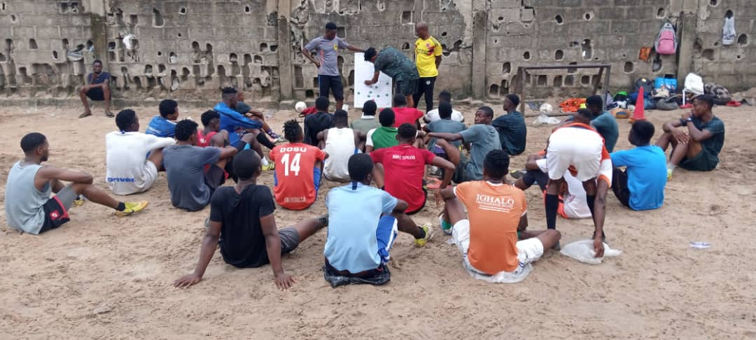 Frieburgerwegfa's tweet photo. Knowledge is the key in practice 
Be knowledgeable 

#WeAreFreiburgerwegFa

@SurulereLeague @SportExclusive2 @Eko_Football @ELEGBETETVRADIO @NLFootballNGR @woramangra https://t.co/sXcVzLlylr
