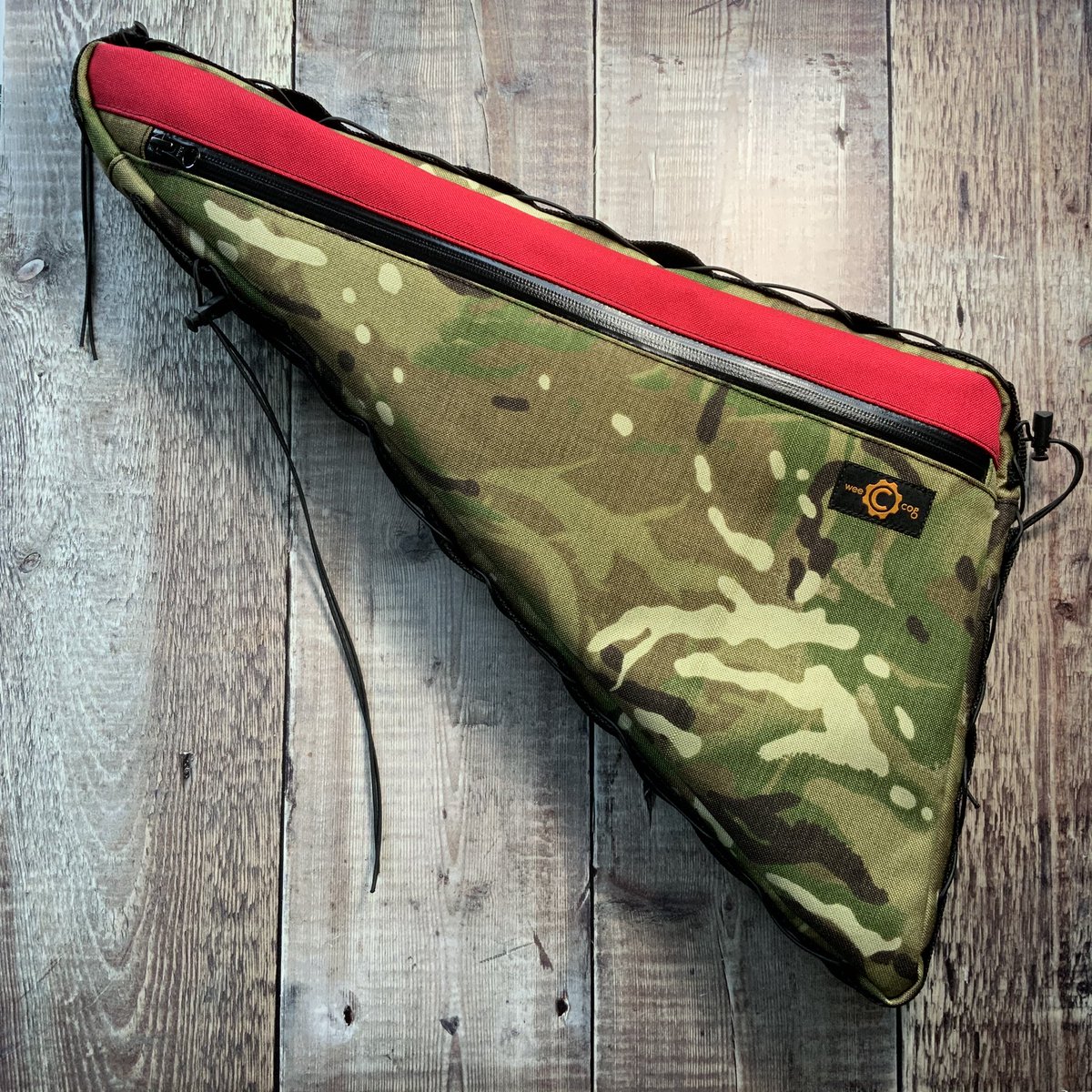 weecog's tweet image. New custom made full frame bag for a @singularbikes Gryphon out on tour... weecog.co.uk #STpremier #mtb #mountainbiking #cycling #cyclinguk #biketouring