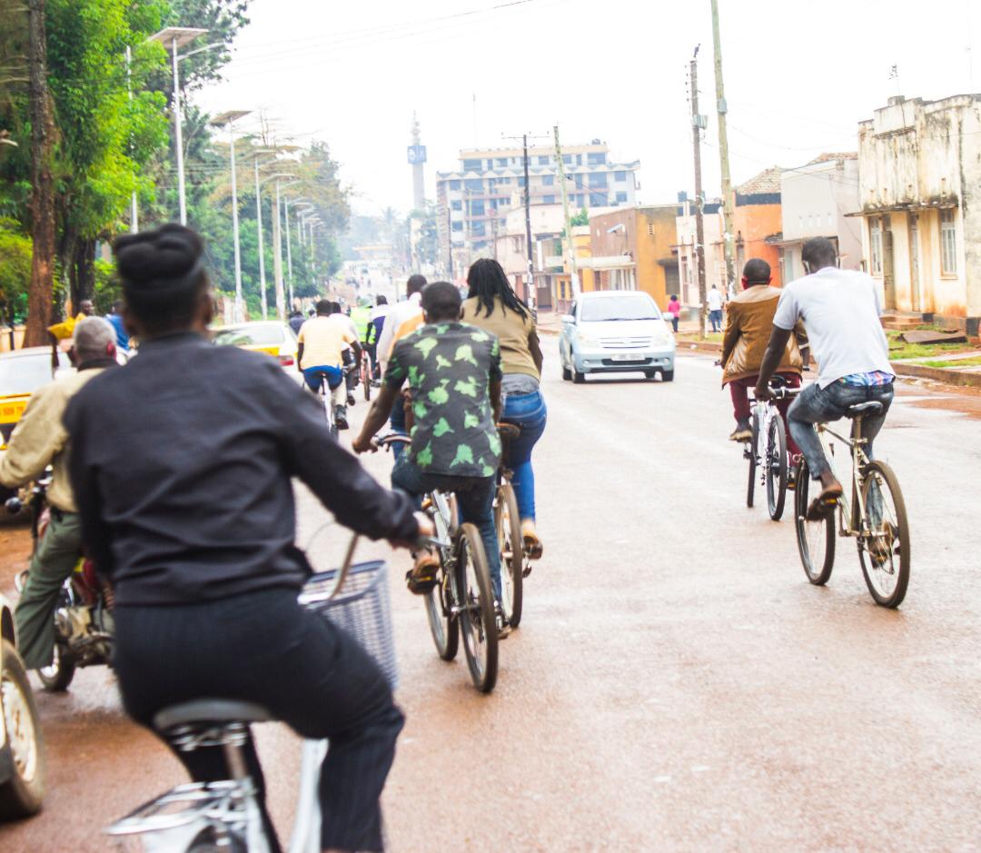 Dear, @GCICUganda Ugandans need better infrastructure to cater for cyclists so that we protect our environment from emissions. #WorldCarFreeDay2020
#CarFreeDayJinja @UNhabitat @Girls4Climate @jkb_online @NLinUganda @TUMI @UNEP @openstreetsCT @TheVillageUG @joanitaBabirye