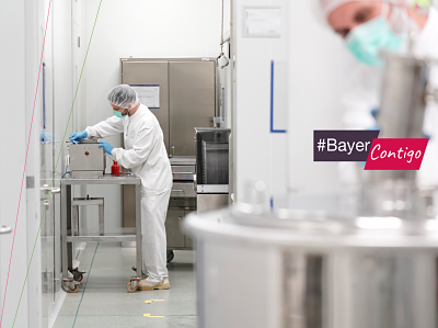 Bayer4CropsES's tweet photo. 🆙 Nuestra planta de producción de #QuartDePoblet, en #Valencia, centrada en producción de #fitosanitarios, trabaja a diario para asegurar la seguridad alimentaria y de cultivos y apoya la labor de los agricultores en la era #covid
➕ℹ️ en el #BlogBayer: https://t.co/Vu0As8FKmE https://t.co/ainE71Ucvt
