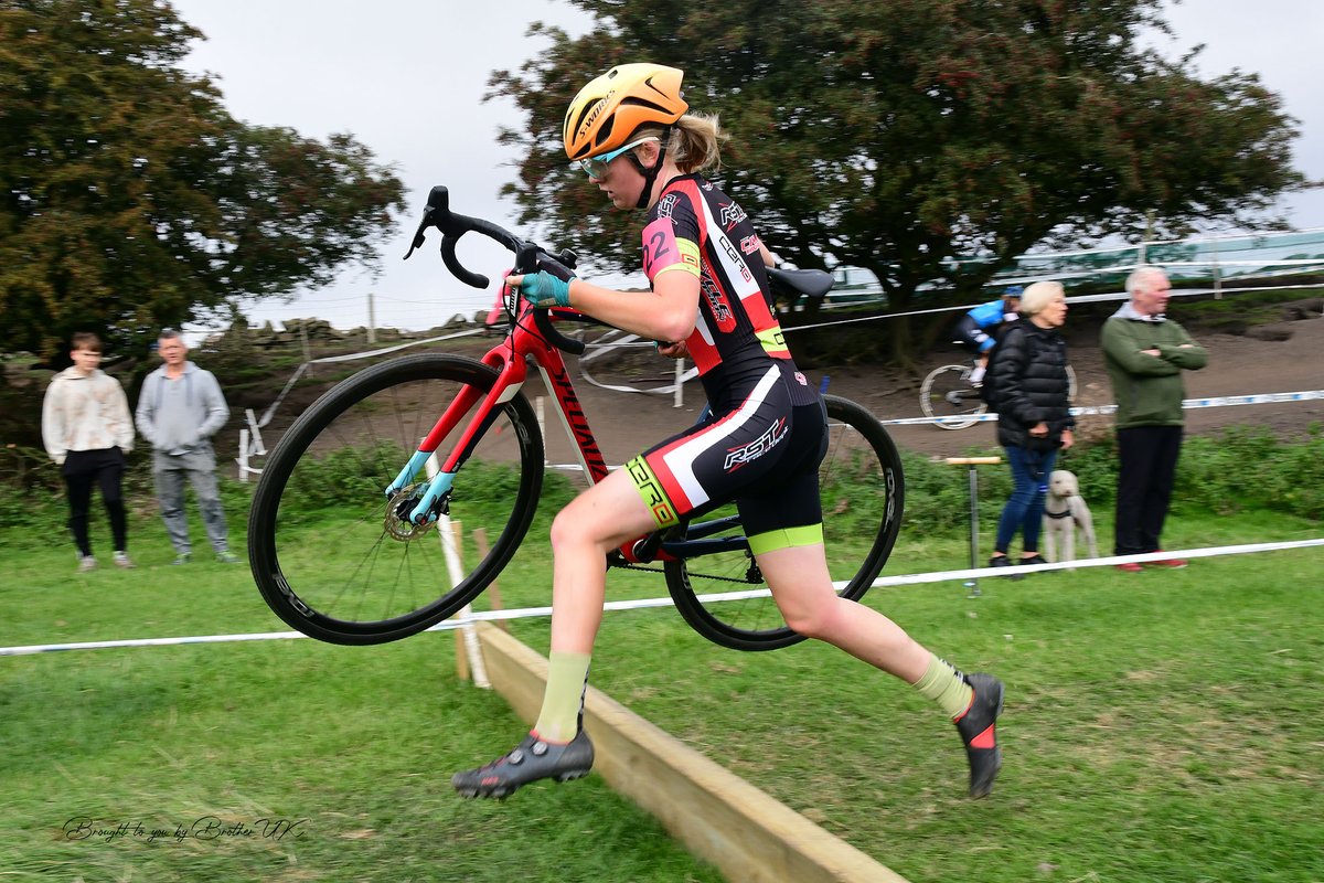 CycleDivision's tweet photo. Well done to the team's riders at the #cyclocross in Yorkshire on Sunday:
Women
5th Amelie Wayte
12th Daphne Jones
Senior/Junior
1st!! Toby Barnes
Vet 50 Plus
38th Ian OBrien
#racing #teamies #CeroWheels #CycleDivision https://t.co/Hyh1gCH2LD