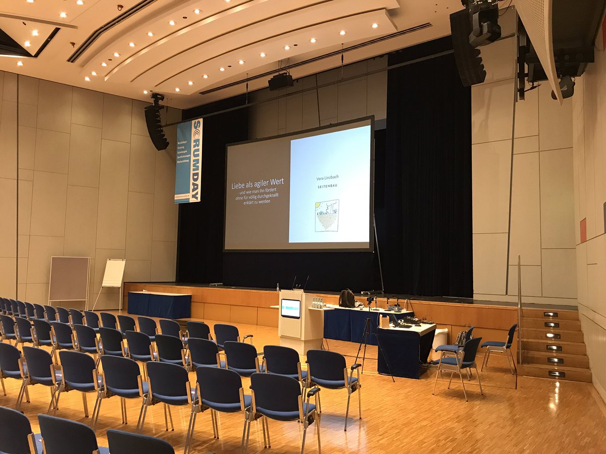 Gleich gehts los mit meinem Vortrag „Warum Liebe ein agiler Wert ist“ auf dem #scrumday2020 Ich bin gespannt aufs Feedback! #agile #seitenbau