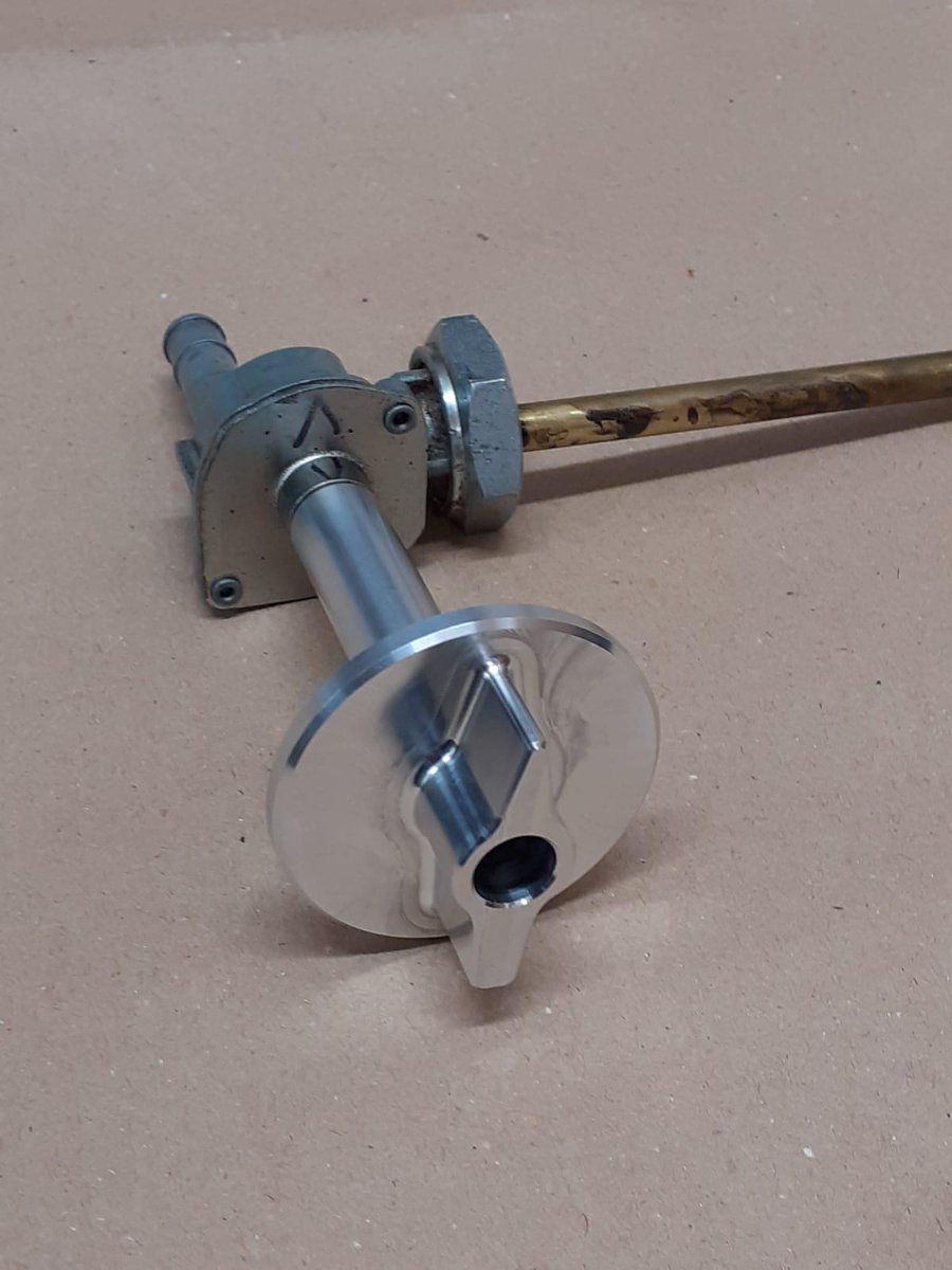 FWRltd's tweet image. CBR900 Aluminium Fuel Tap machined from solid billet, grade 6082T6.  Designed to replace the standard Honda plastic fuel tap, they they are machined from solid billet grade 6082T6 aluminium. fwr.co.uk/product/cbr900…