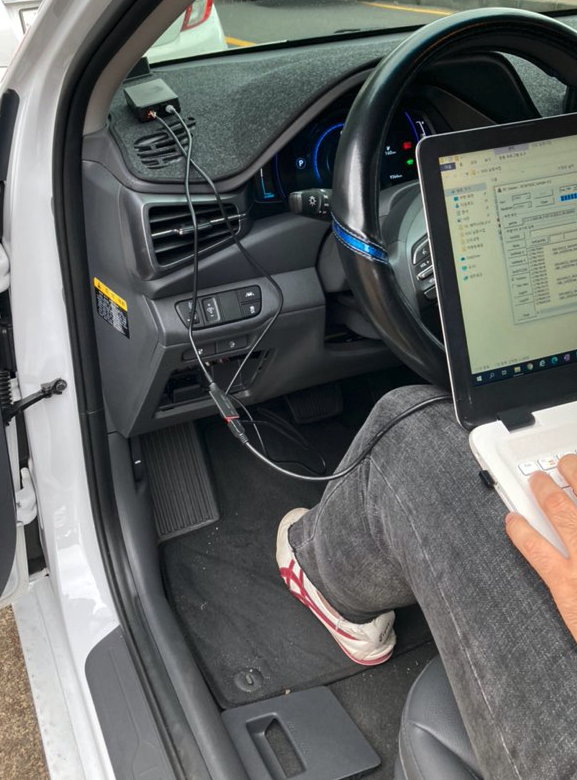 eipgrid's tweet photo. Analyzing EV driving patterns and battery SoC under V2G Gamification business model demonstration in JEJU island, S.Korea! 
We expect that V2G biz models will be operated under VPP schemes. 

#eipgrid #EV #Gamification #SoC #VPP #Virtual_Power_Plant #V2G https://t.co/LpfTAfuOeY